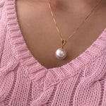 Australian south sea pearl 9ct yellow gold pendant on gold chain 