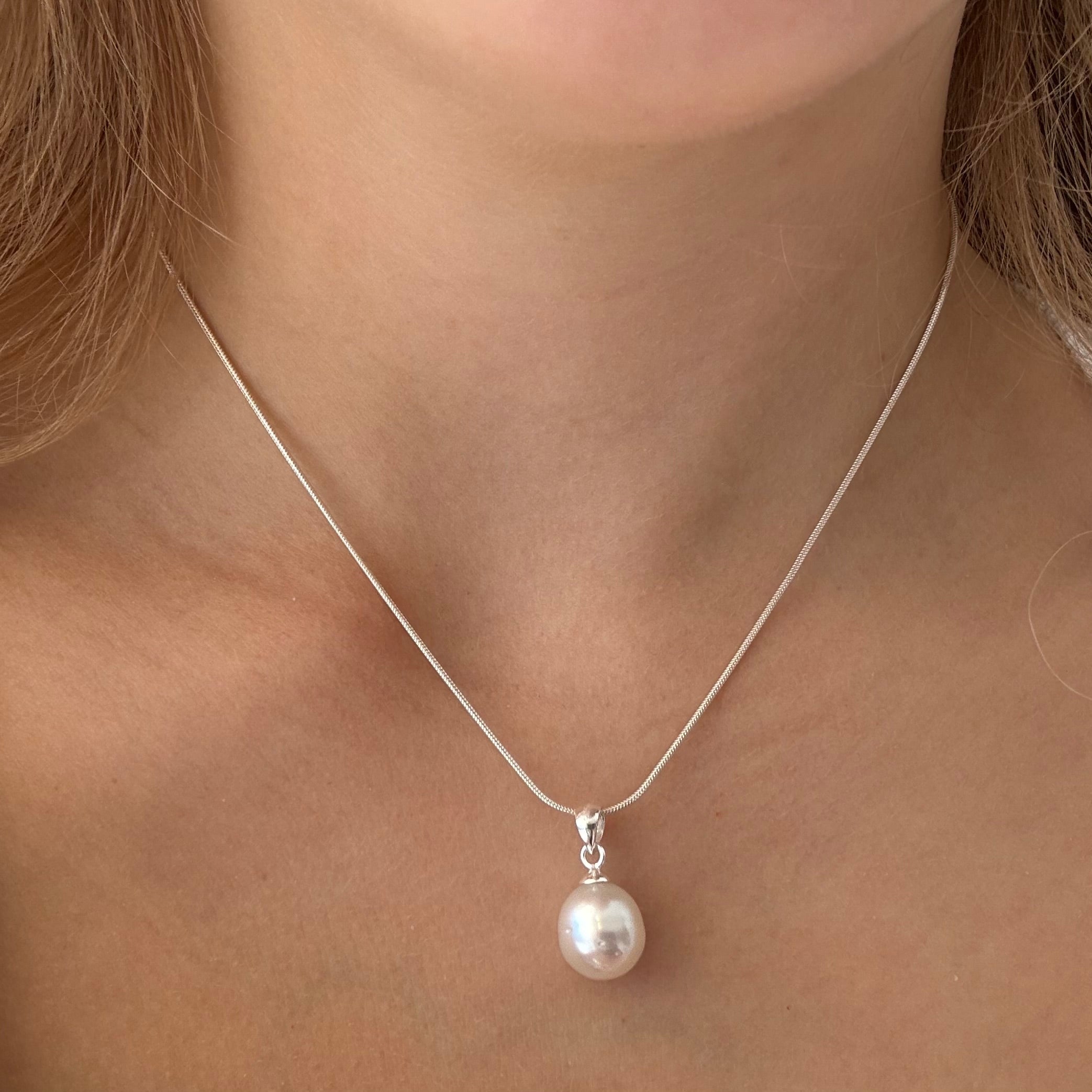Australian South Sea Pearl Pendant set in sterling silver