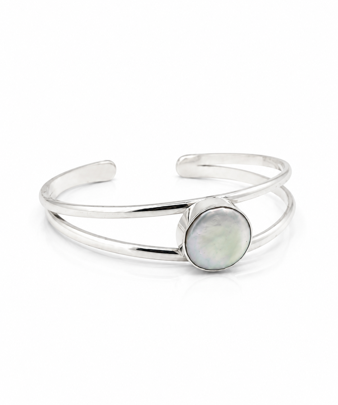 Bezel pearl silver cuff