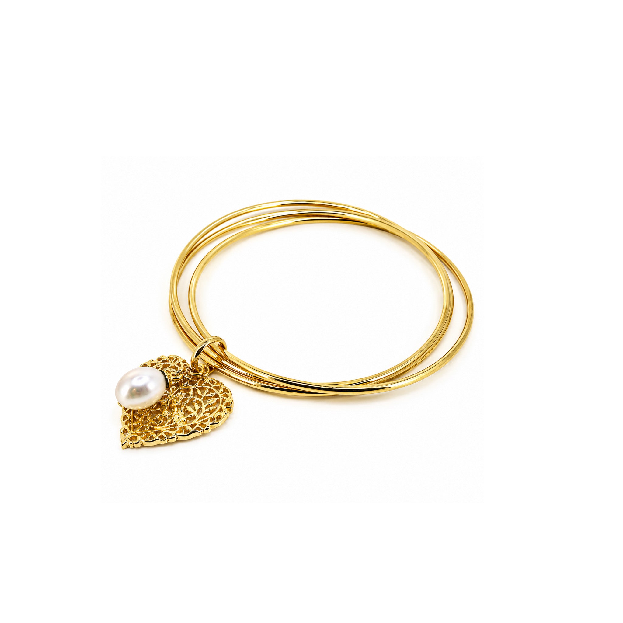 gold braclet with heart shaped charm and pearl