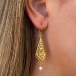 sea embrace pearl earrings