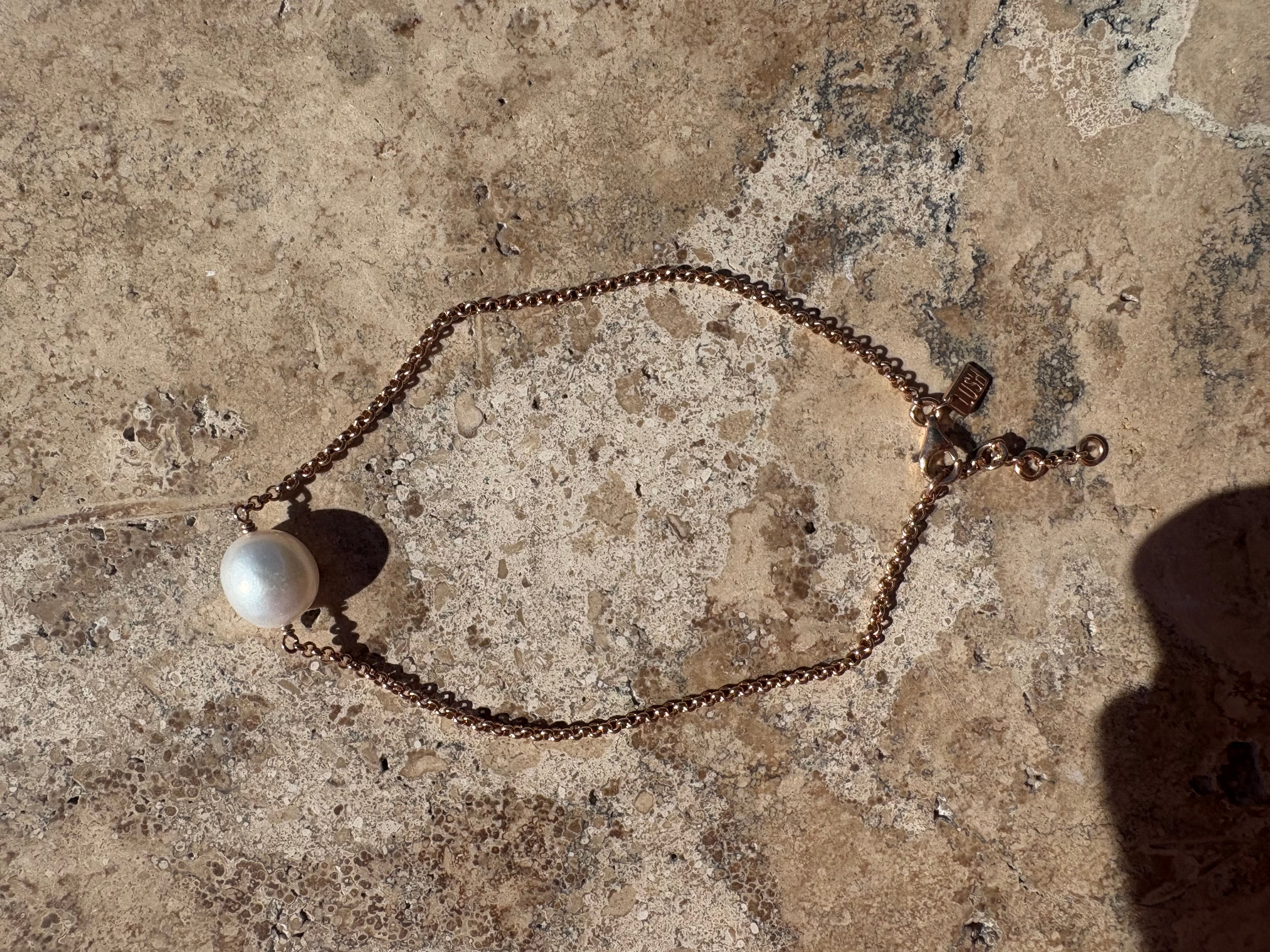 Keshi Pearl Anklet crafted in premium rose gold vermeil over sterling silver featuring genuine freshwater keshi pearls with a delicate coastal design.