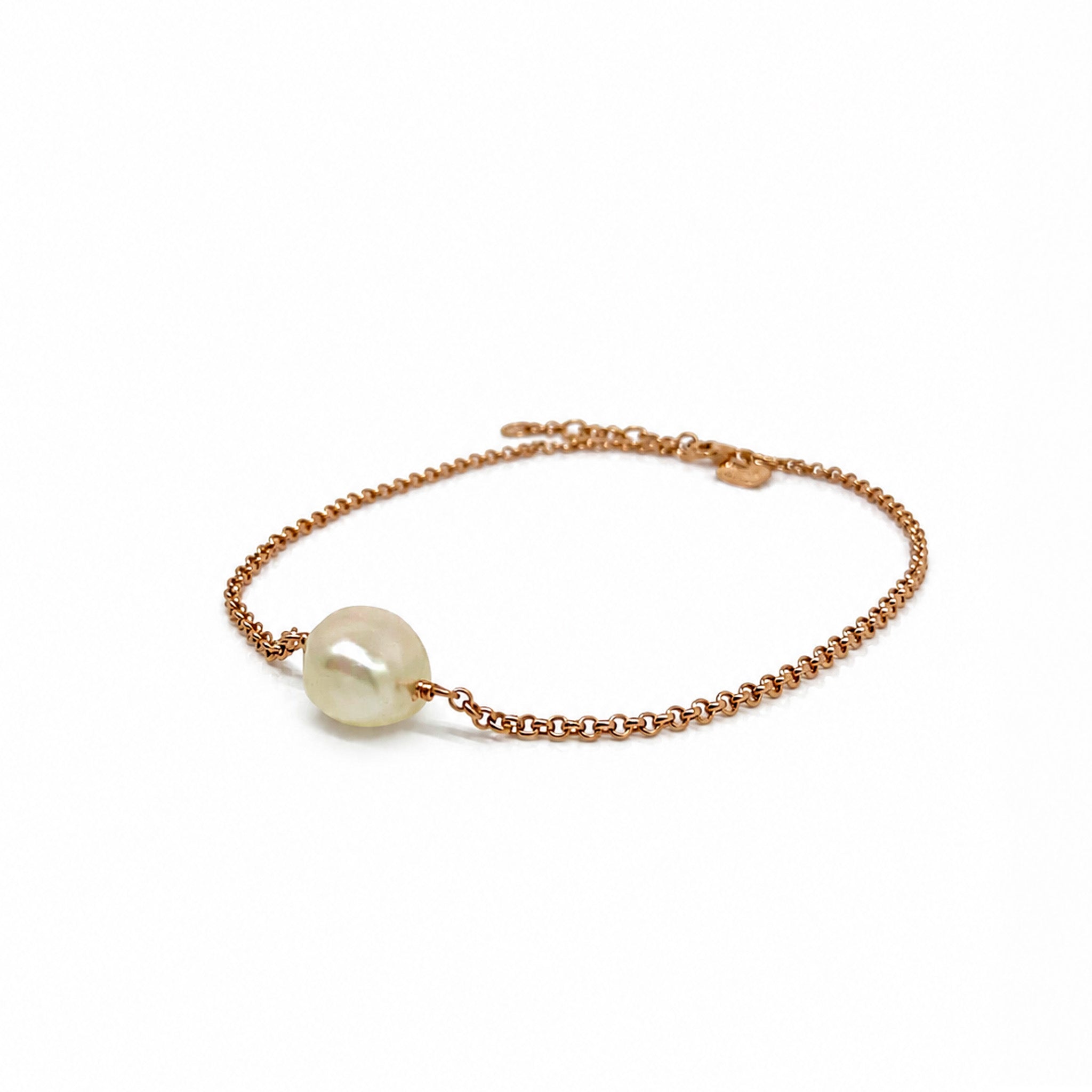 Close-up of Keshi Pearl Anklet Rose Gold showing luminous freshwater keshi pearl, delicate rose gold vermeil chain, adjustable clasp and Lush Designs tag.