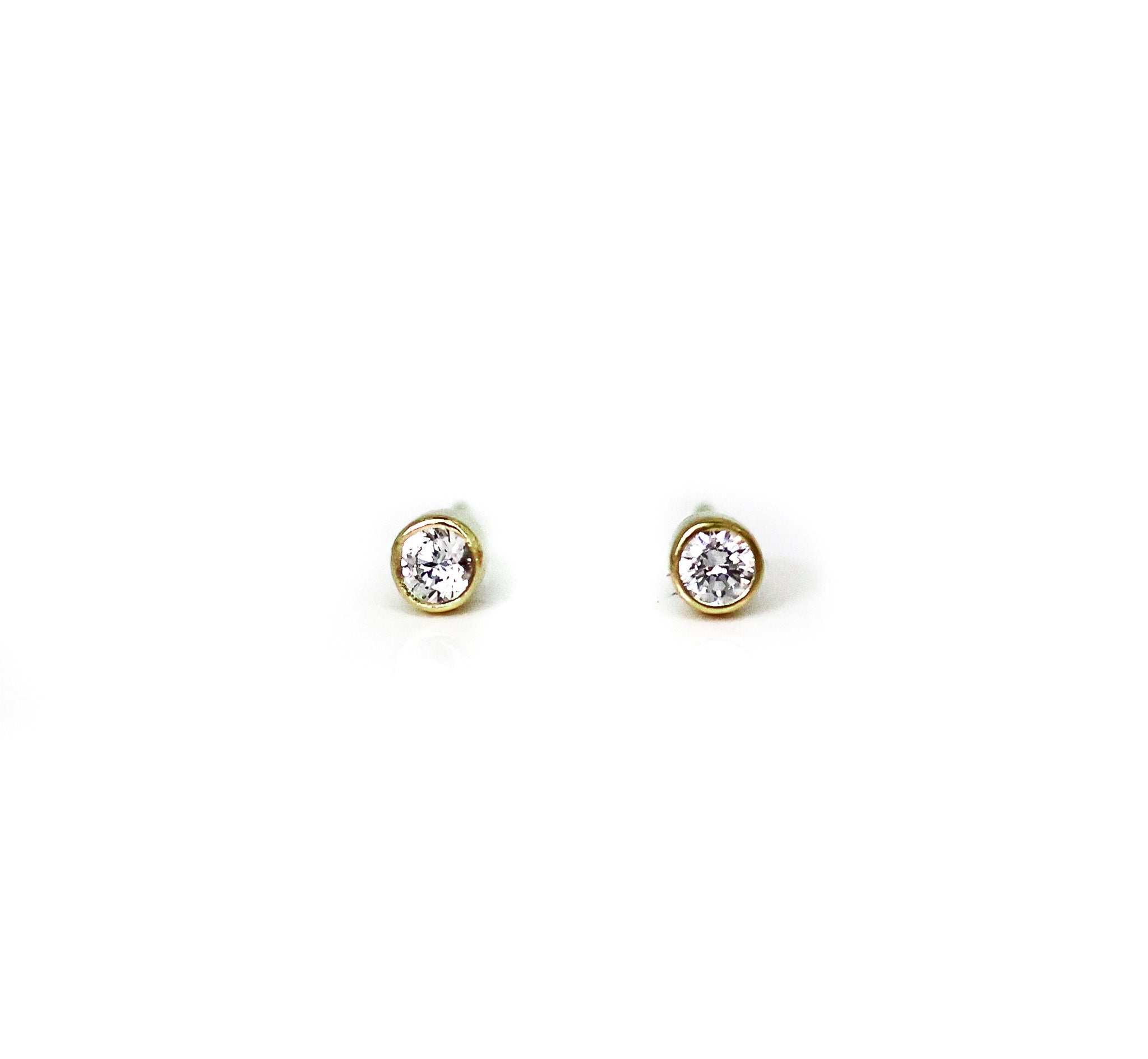 dainty cubic zirconia studs