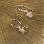 Turtle hook earrings silver 