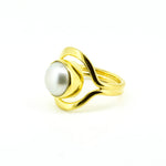gold pearl ring with pearl