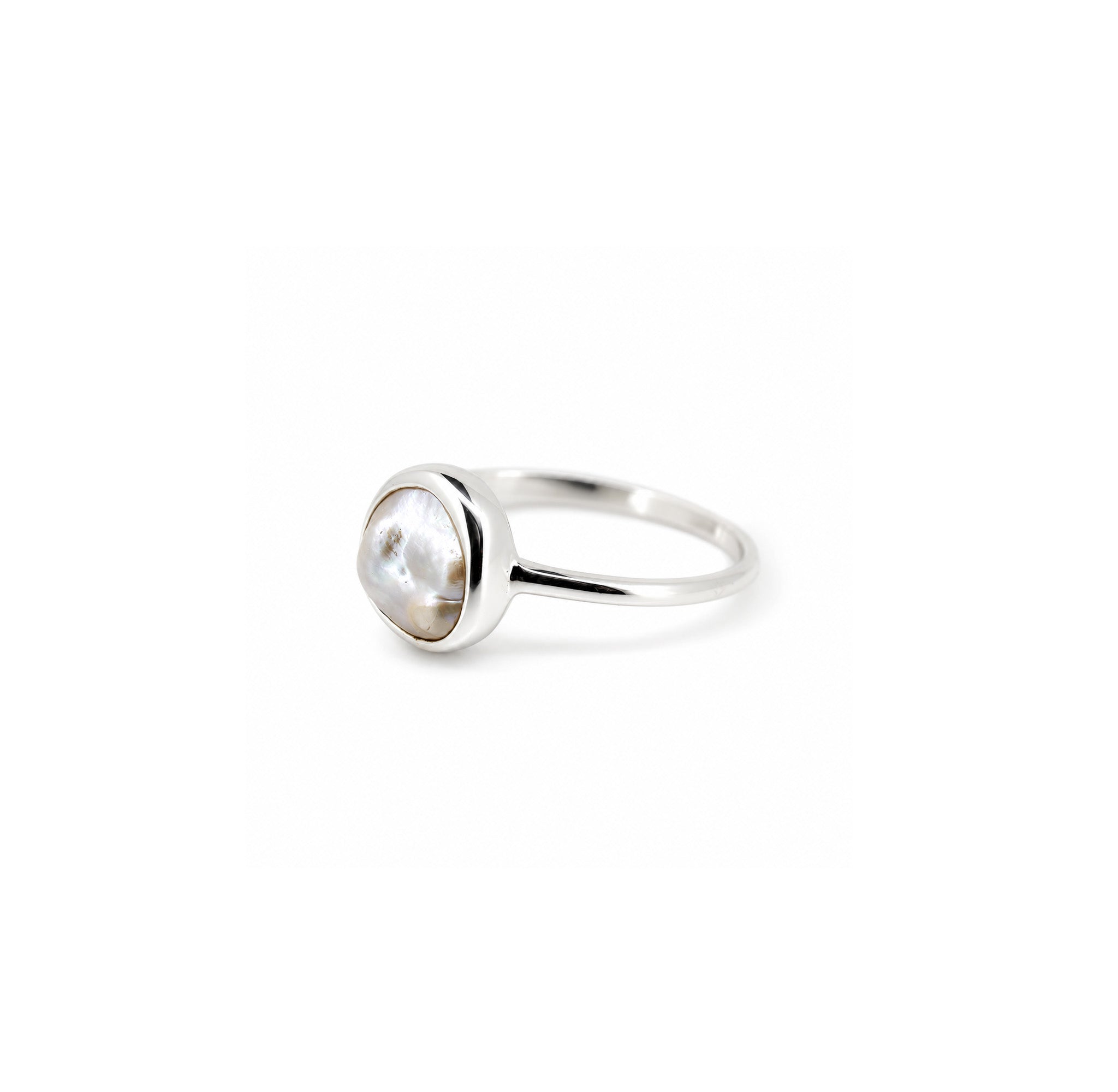 Drift Pearl Ring Silver crafted in premium 925 sterling silver featuring a genuine freshwater pearl in an elegant flowing coastal-inspired design.