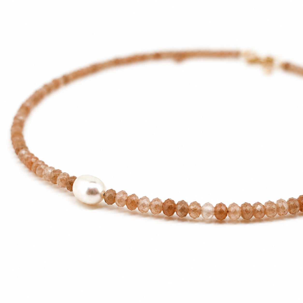 beaded gemstone necklace with pearl