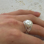 elegant pearl ring in silver