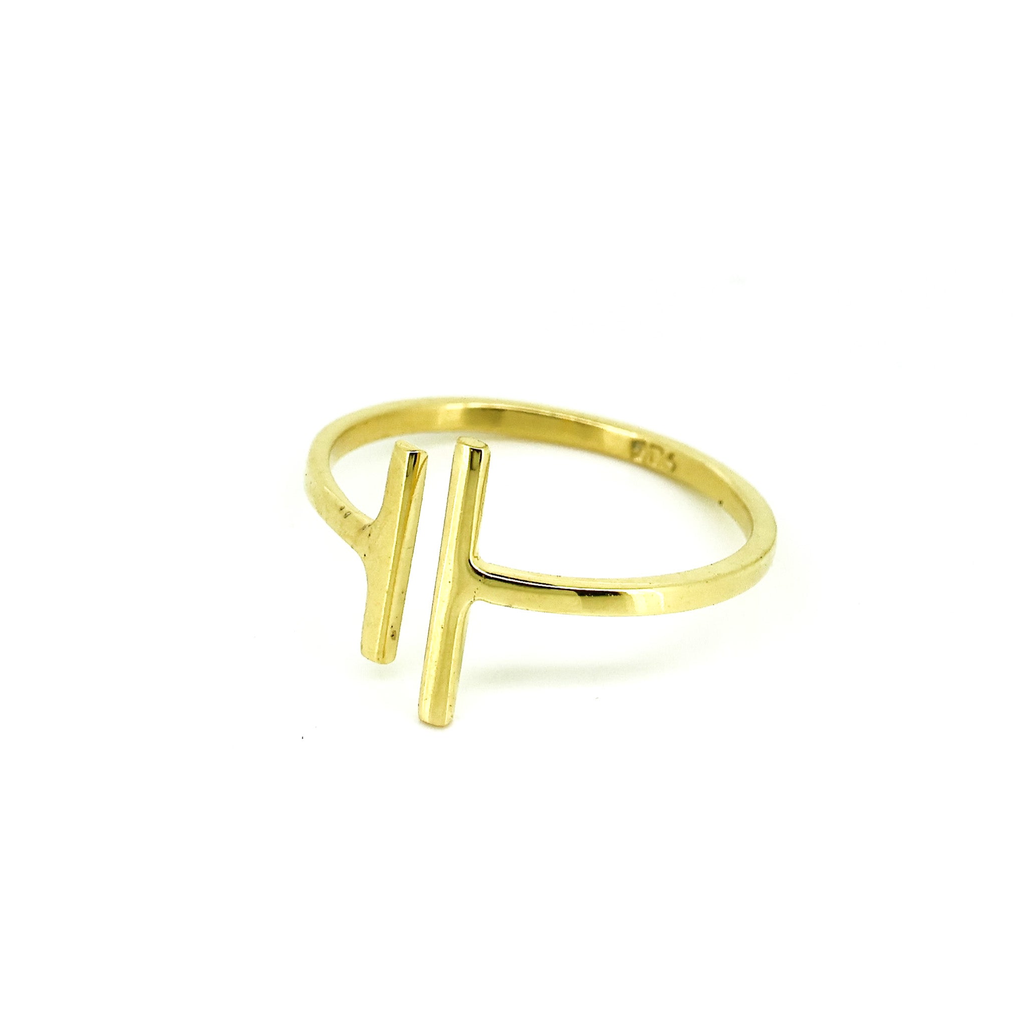 Seaside Horizon Ring Gold crafted in gold vermeil over 925 sterling silver