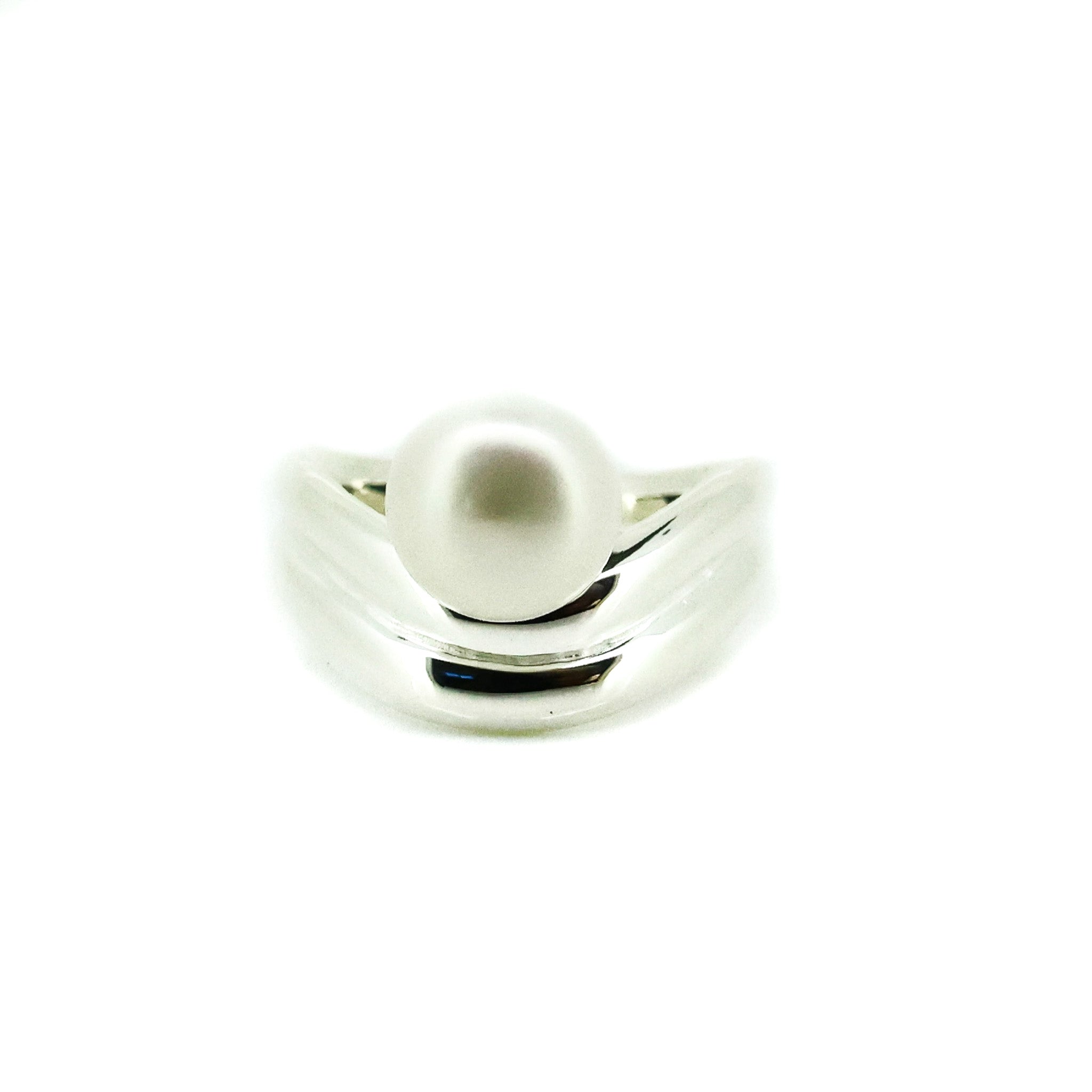 staircase to the moon pearl ring