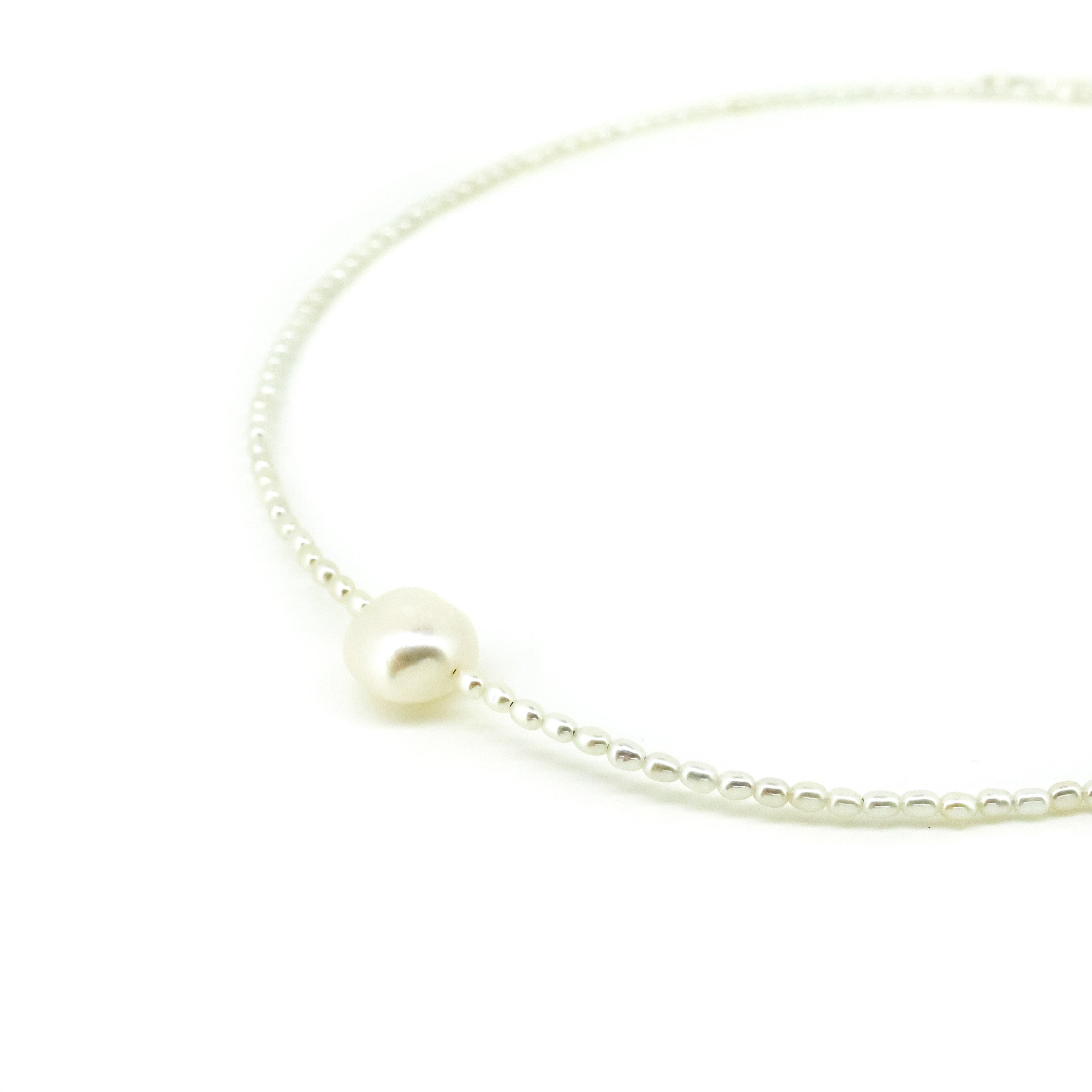 beaded pearl necklace