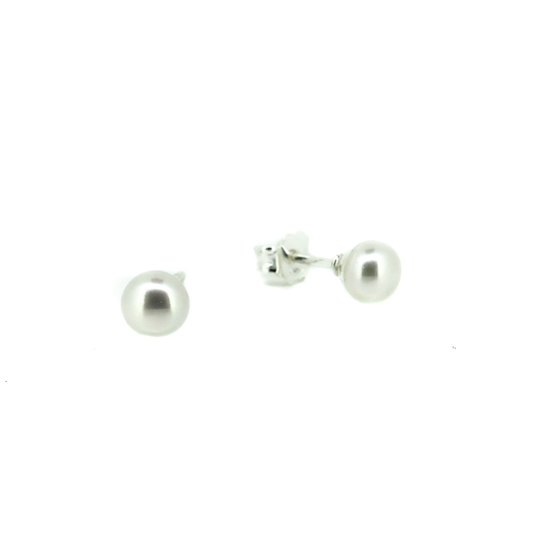 Pair of 6mm white pearl stud earrings