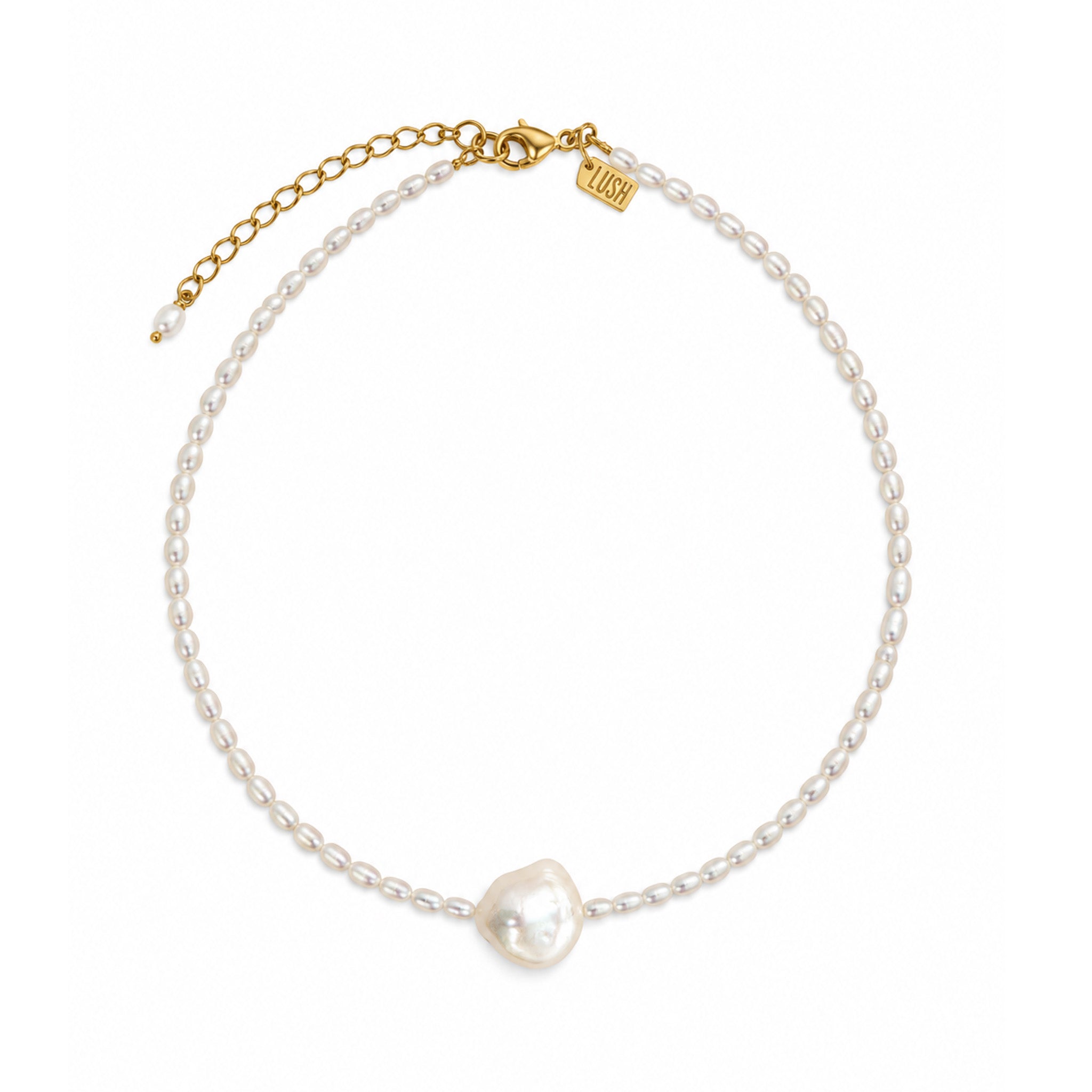 White Sands Pearl Anklet Gold featuring dainty freshwater rice pearls and a statement white keshi pearl in 18k gold vermeil by Lush Designs Jewellery