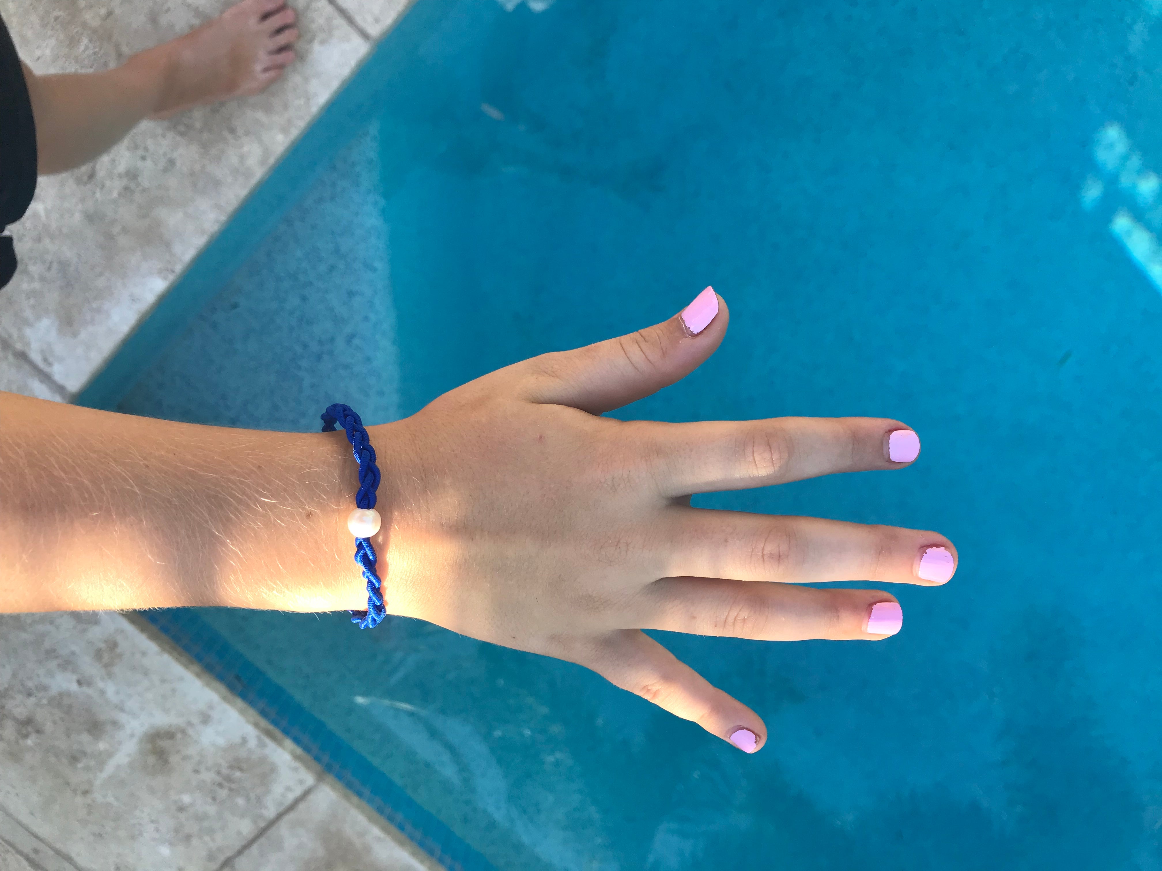 Girls pearl bracelet 