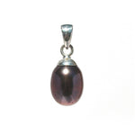 Black pearl pendant
