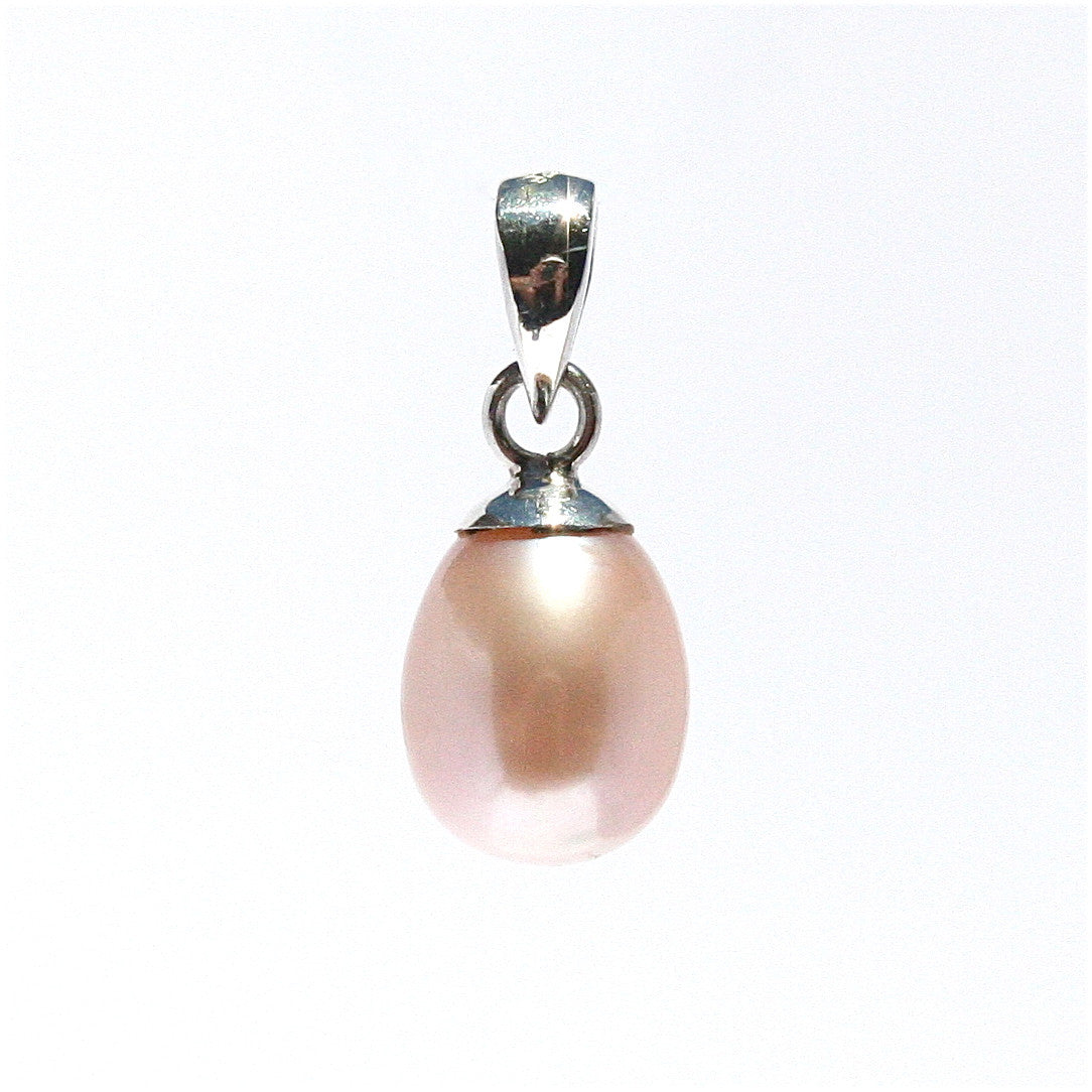 Pink pearl pendant 