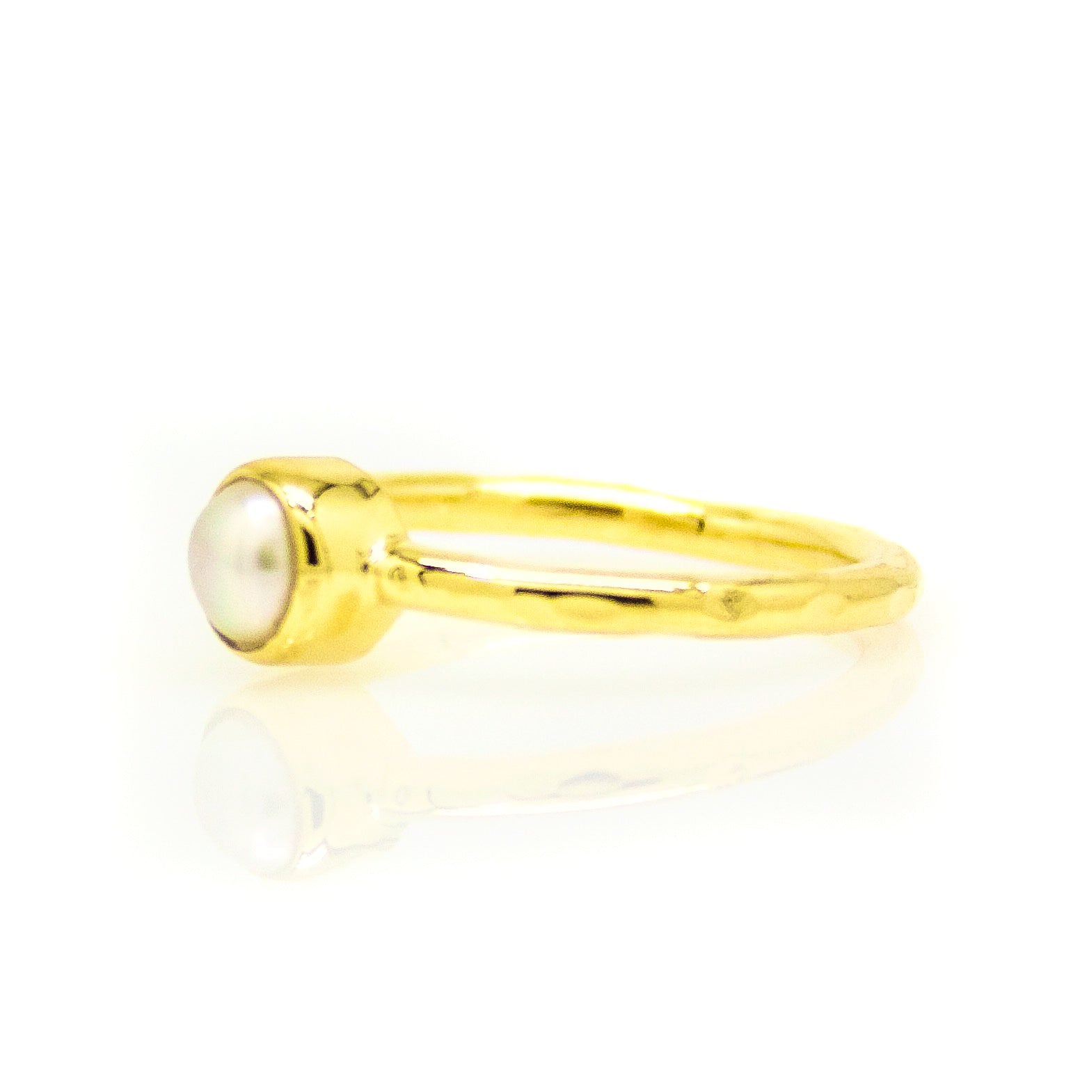dainty gold pearl ring