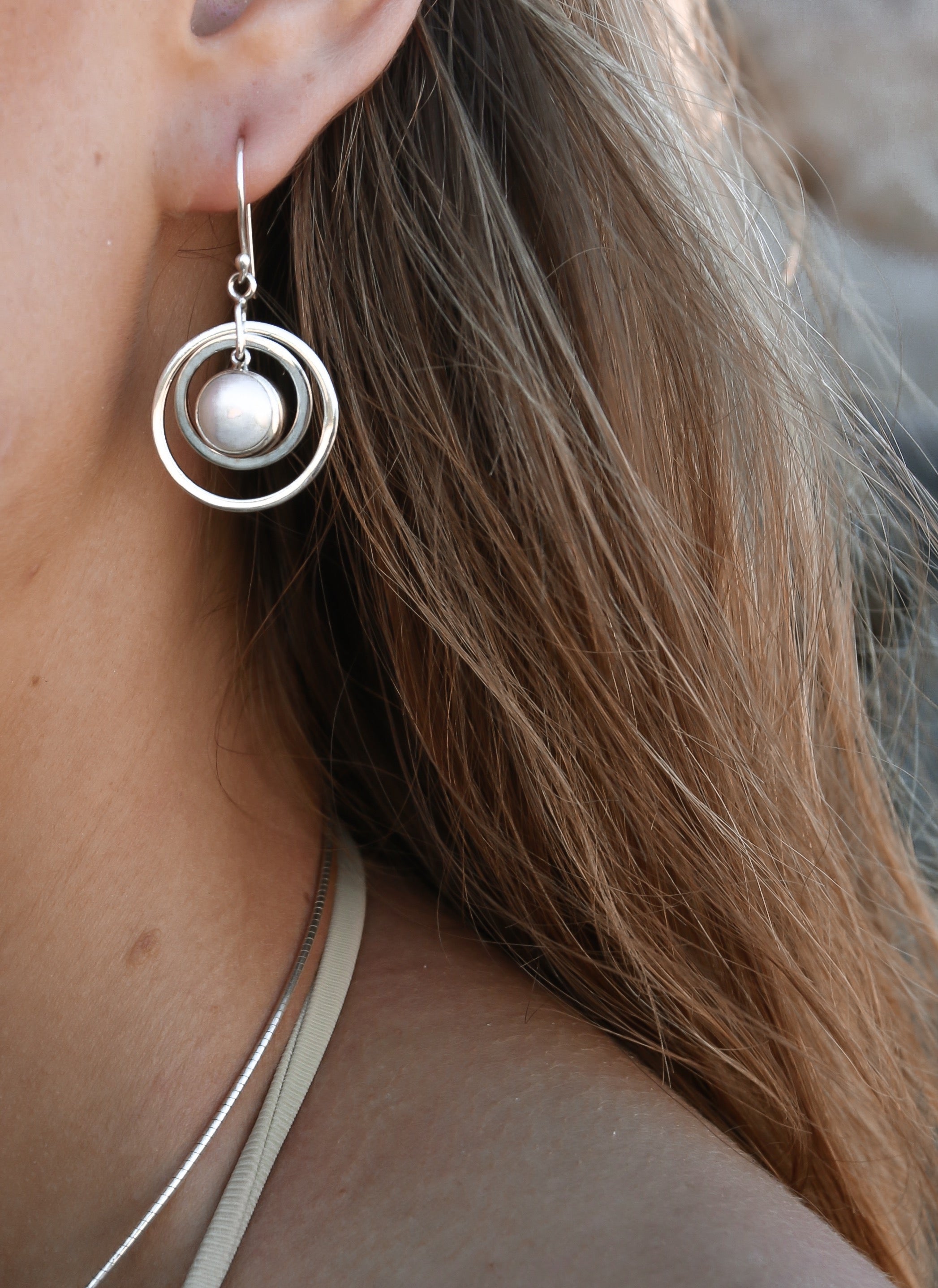 ladies pearl earrings