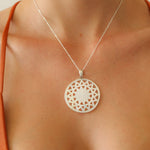 mother of pearl flower pendant