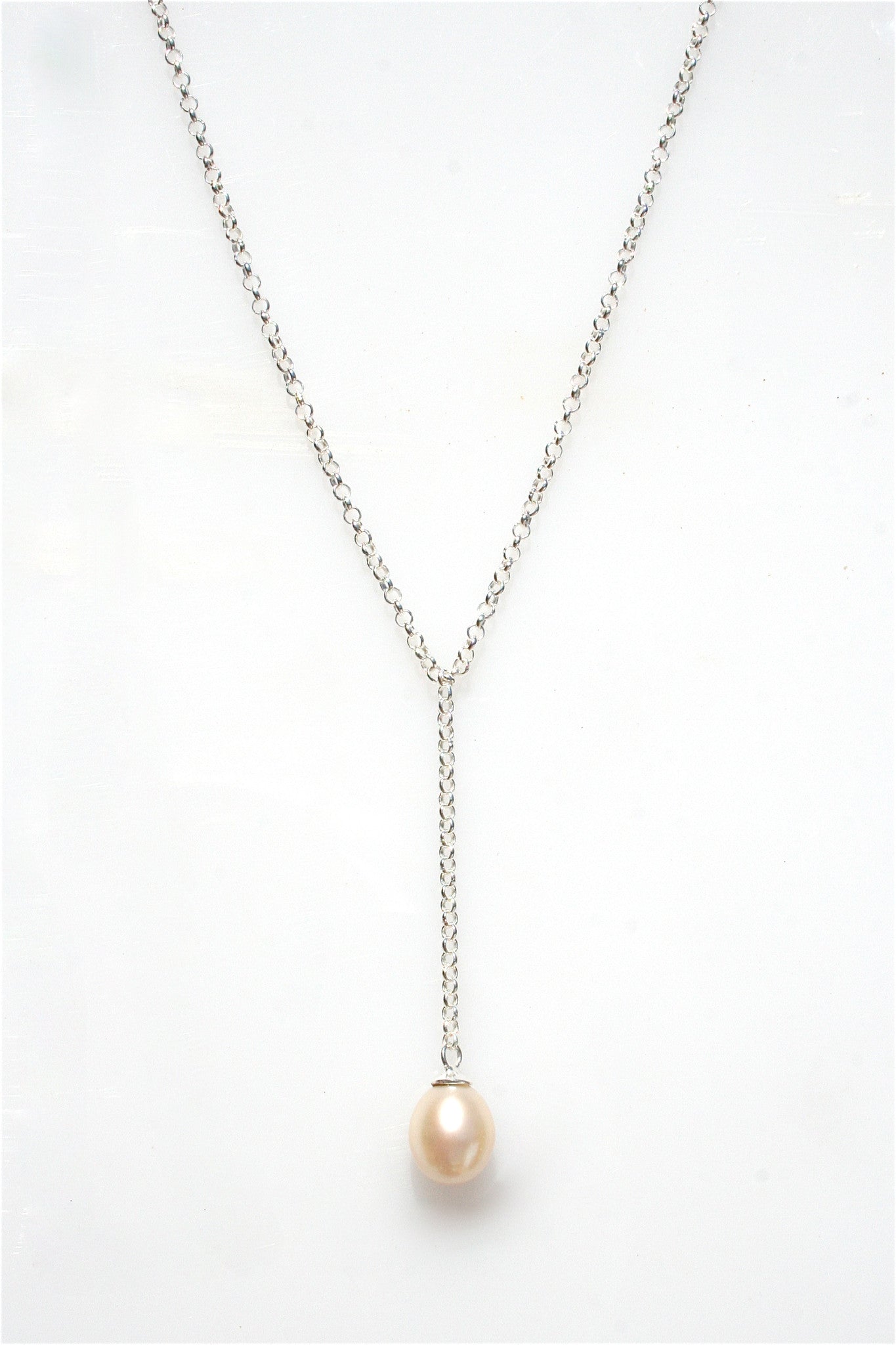 Ricki Pearl Necklace in 925 sterling silver featuring genuine freshwater pearls