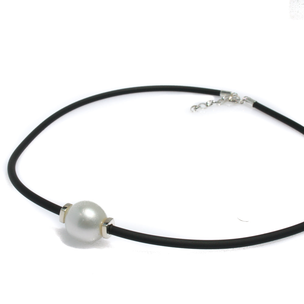 Australian pearl necklace