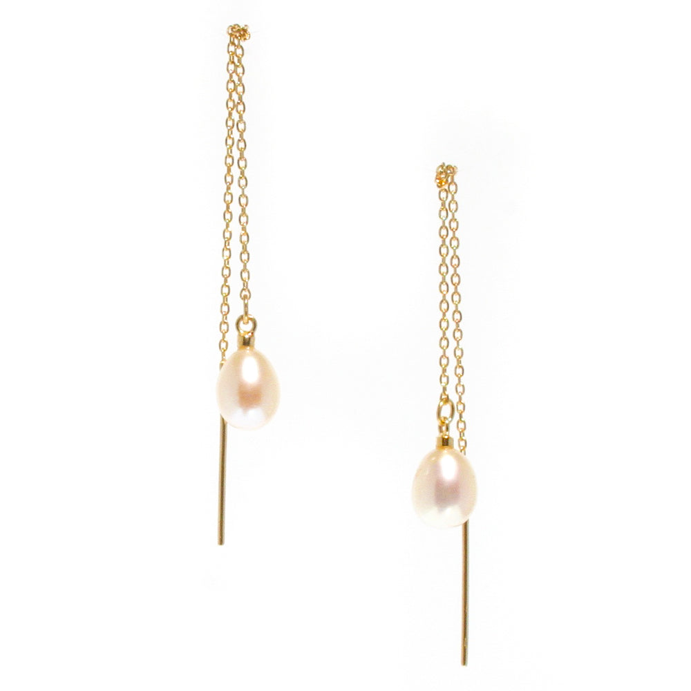 Tiffany Pearl Threads Gold earrings crafted in premium gold vermeil over sterling silver featuring delicate thread chains with genuine freshwater pearls.